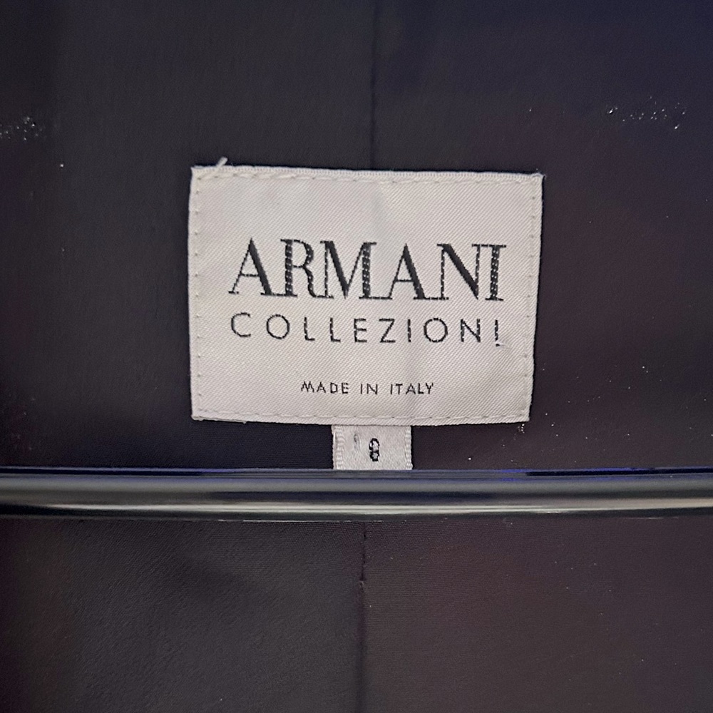 Armani Collezioni Women’s Black Blazer Size 8 in perfect condition.